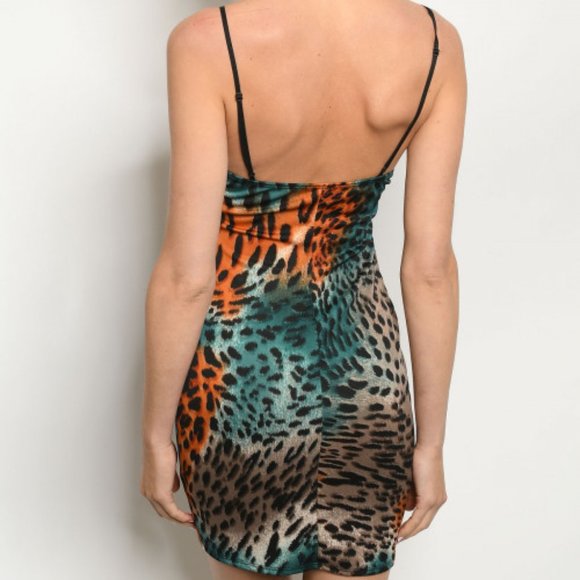LEOPARD PRINT MINI DRESS - Picture 2 of 8